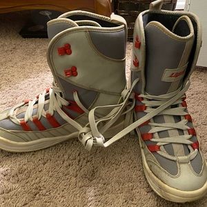 Mens snowboarding boots